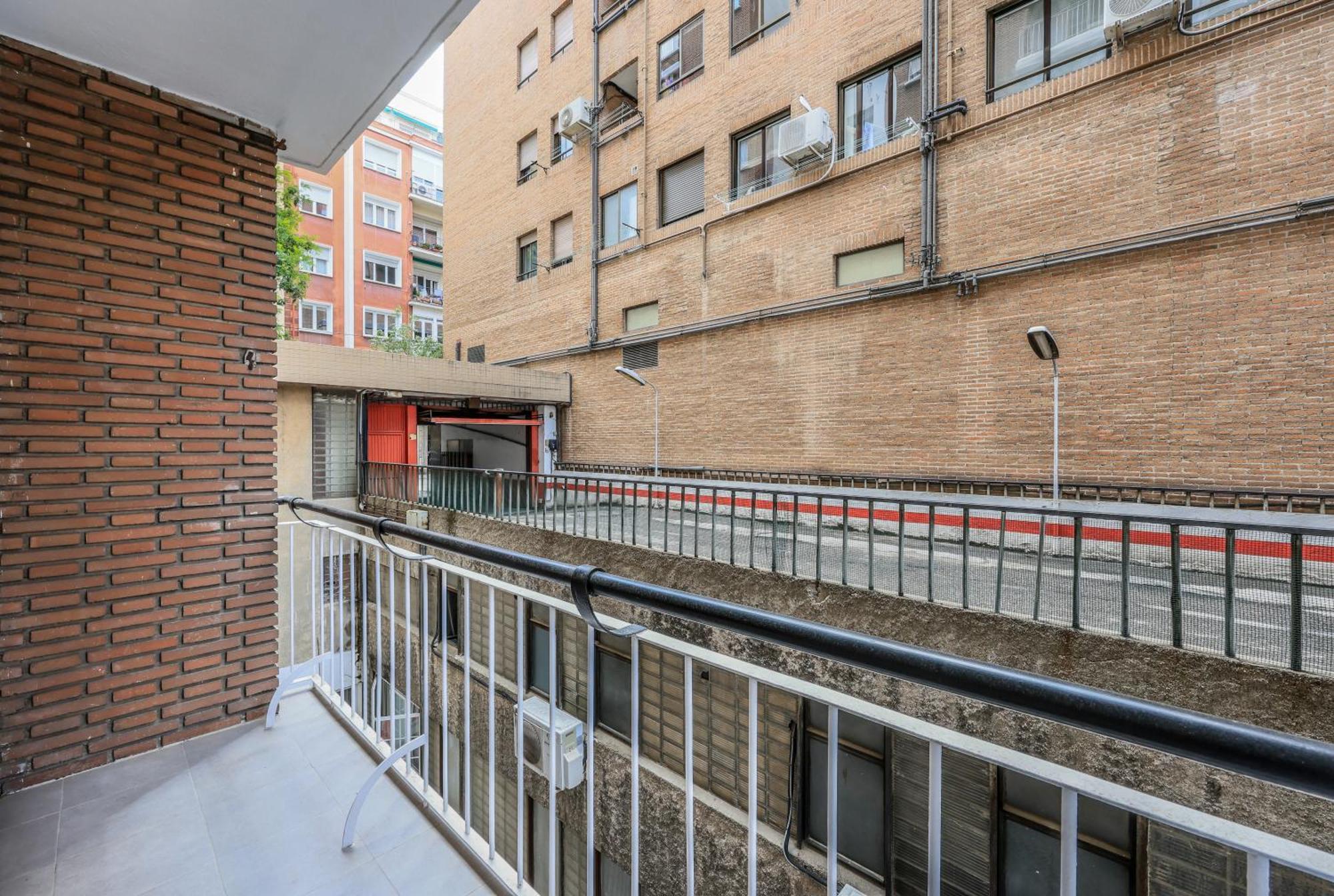 Amazinn Places Chamberi Madrid Esterno foto