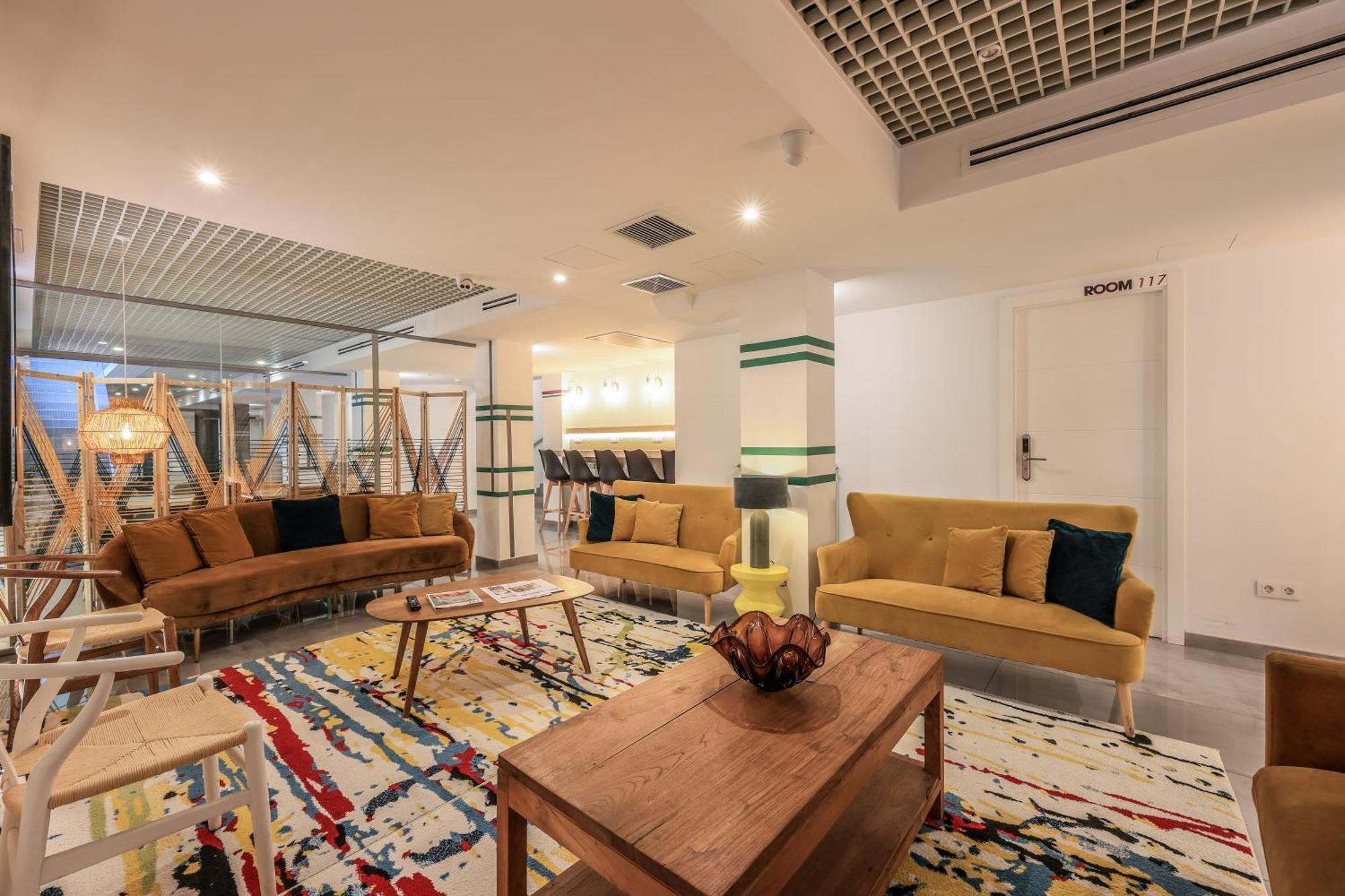 Amazinn Places Chamberi Madrid Esterno foto